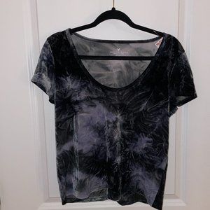 American Eagle Velvet Cropped Tie-Dye Shirt Size L